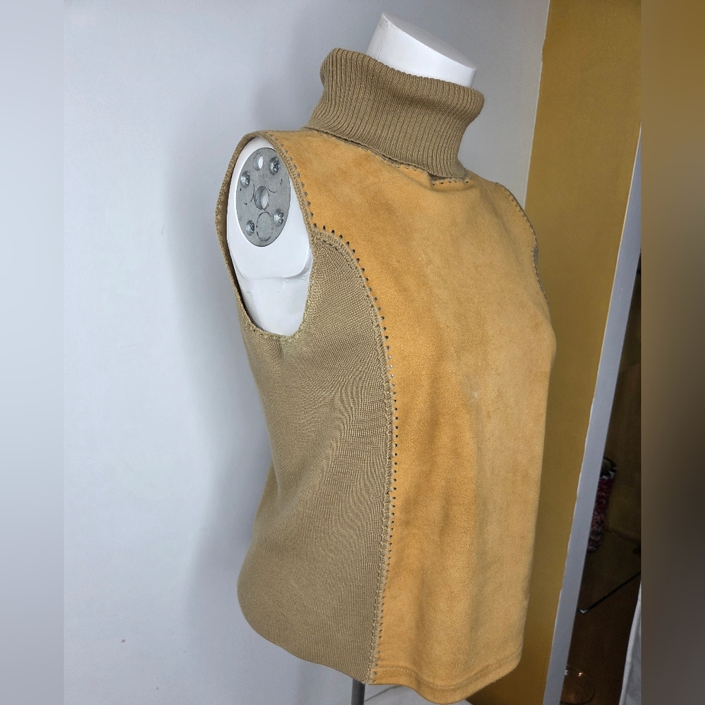 DKNY Size M Camel Color Turtleneck Sweater Vest In Suede Leather And Wool - Picture 4 of 9